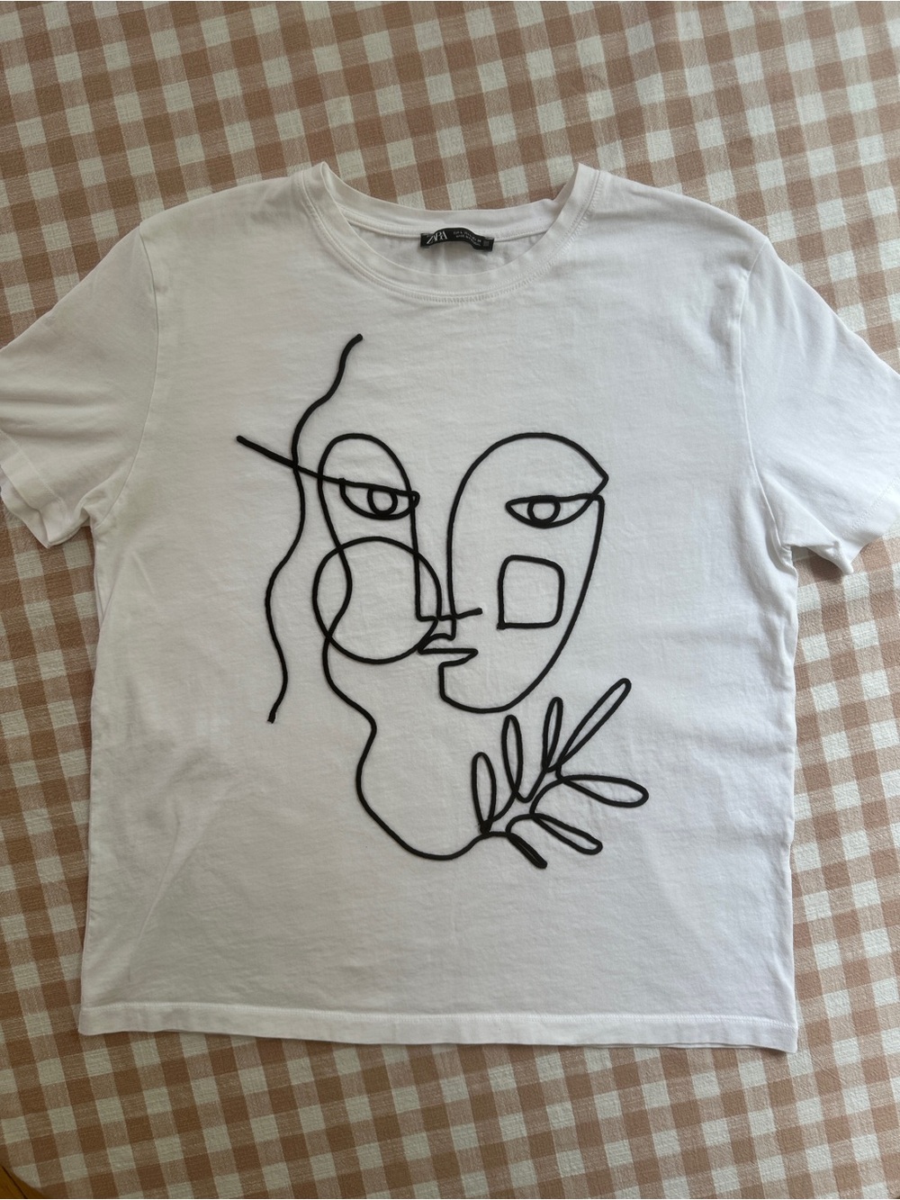 ZARA White Tee with Black Abstract Face Embroidery sz L